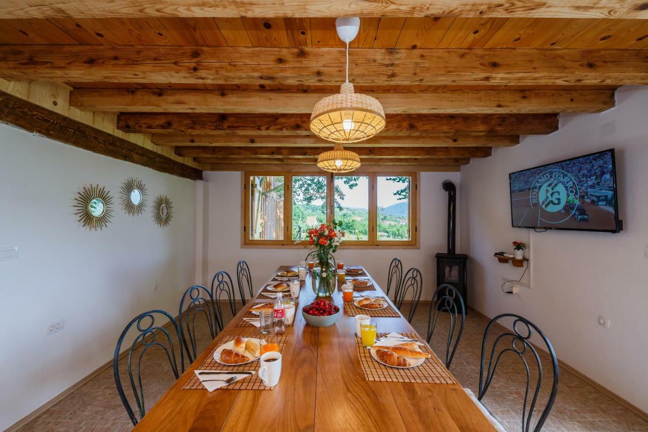 Beautiful Cottage With Heated Pool For 22 Ppl Plaski Екстер'єр фото