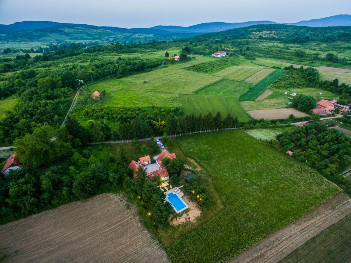 Beautiful Cottage With Heated Pool For 22 Ppl Plaski Екстер'єр фото