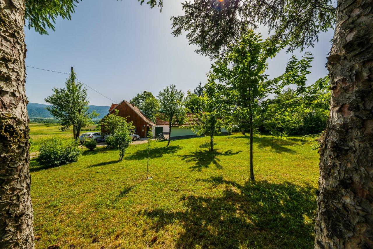 Beautiful Cottage With Heated Pool For 22 Ppl Plaski Екстер'єр фото