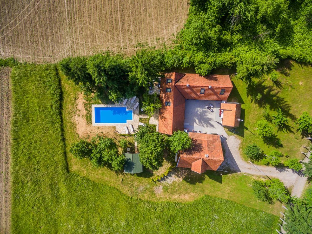 Beautiful Cottage With Heated Pool For 22 Ppl Plaski Екстер'єр фото